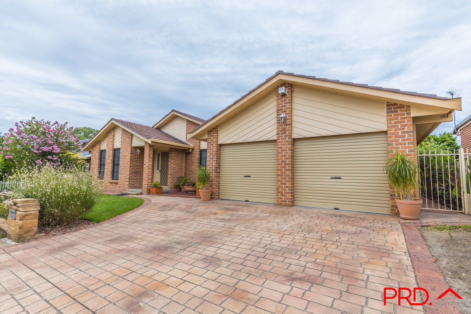 5 Noonga Crescent TAMWORTH 3