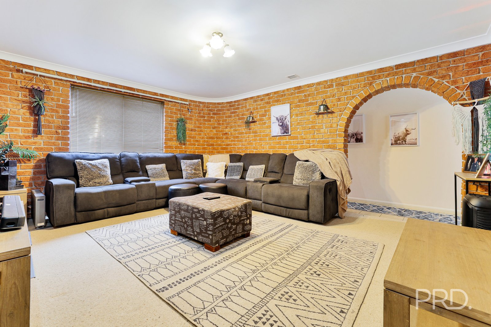 5 Noonga Crescent TAMWORTH 4