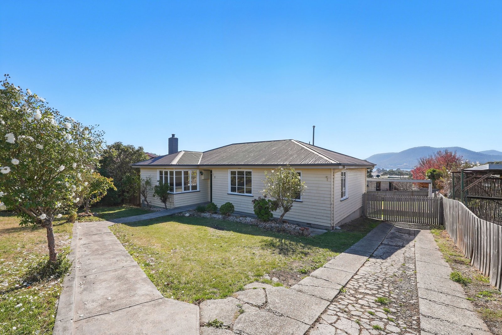 5 Norman Circle GLENORCHY 12