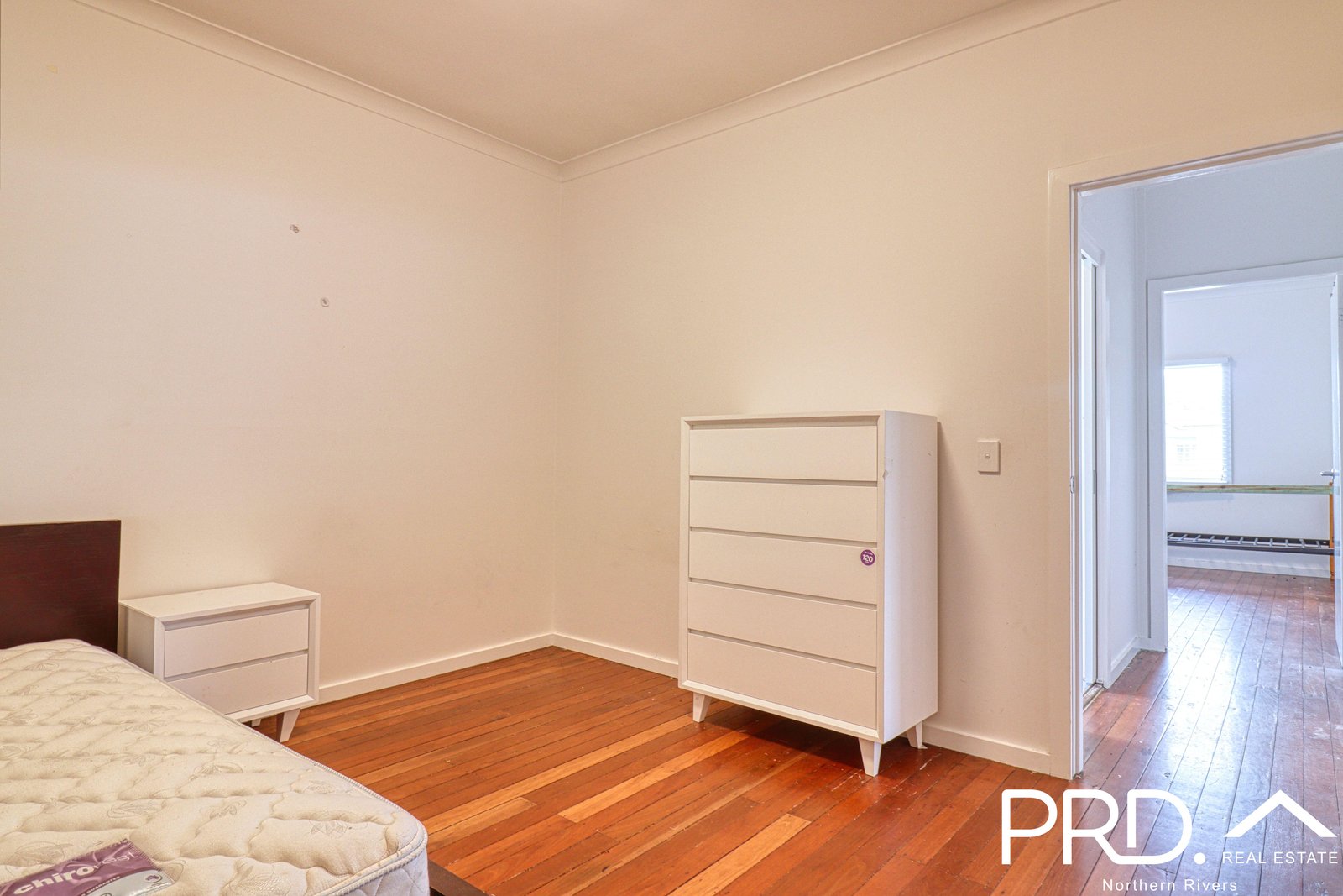 5 North Place LISMORE 9