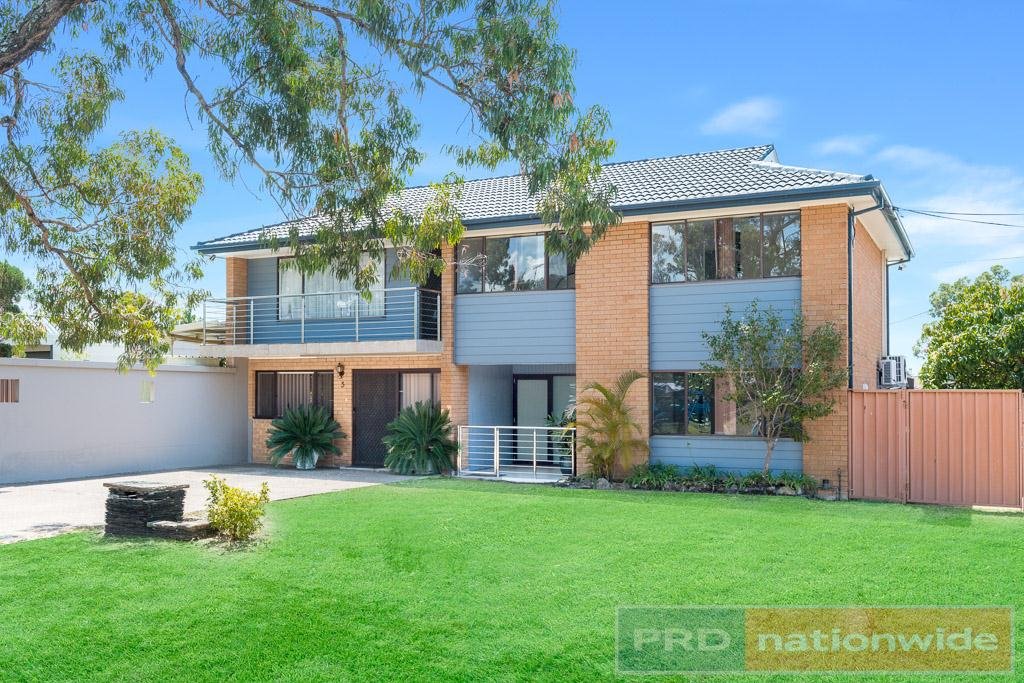 5 Oakleigh Avenue MILPERRA 2