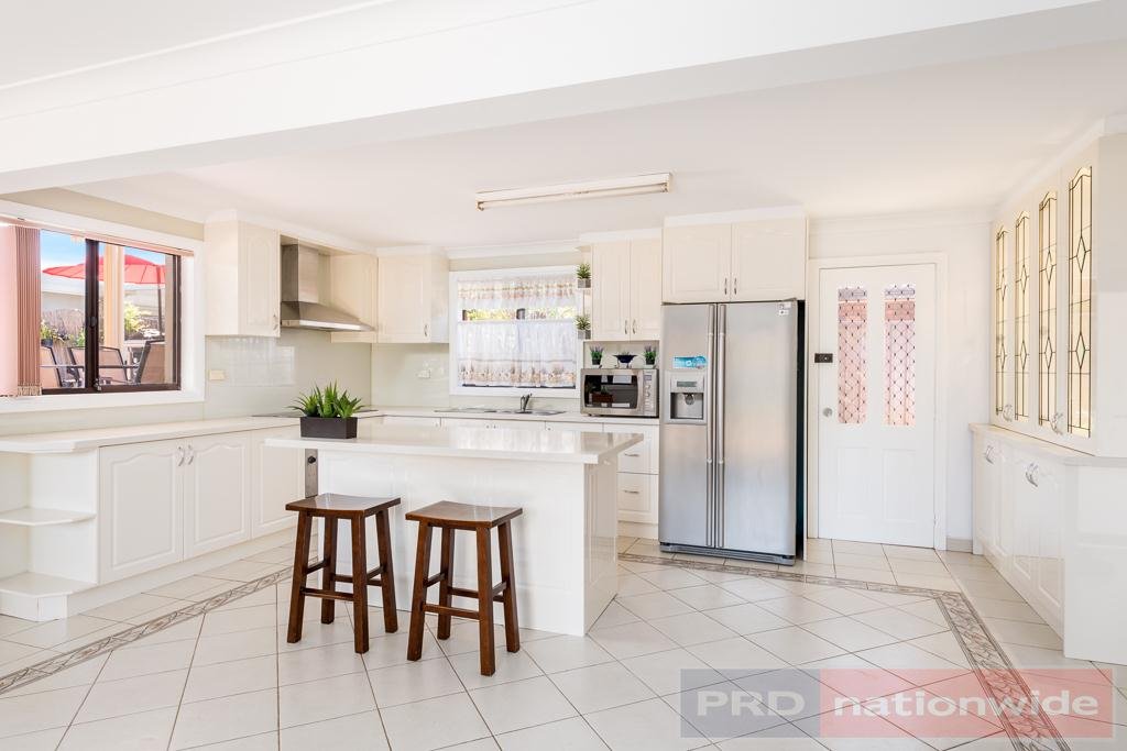 5 Oakleigh Avenue MILPERRA 3