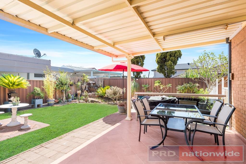 5 Oakleigh Avenue MILPERRA 7