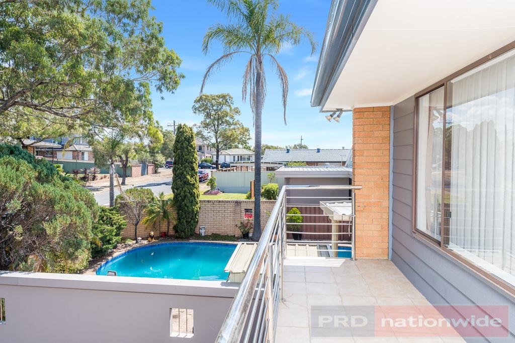 5 Oakleigh Avenue MILPERRA 8