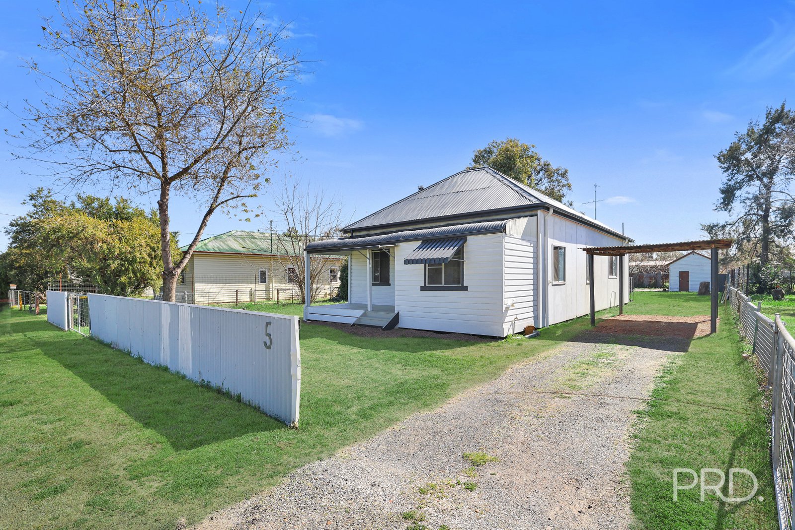 5 Ogle Avenue QUIRINDI 2