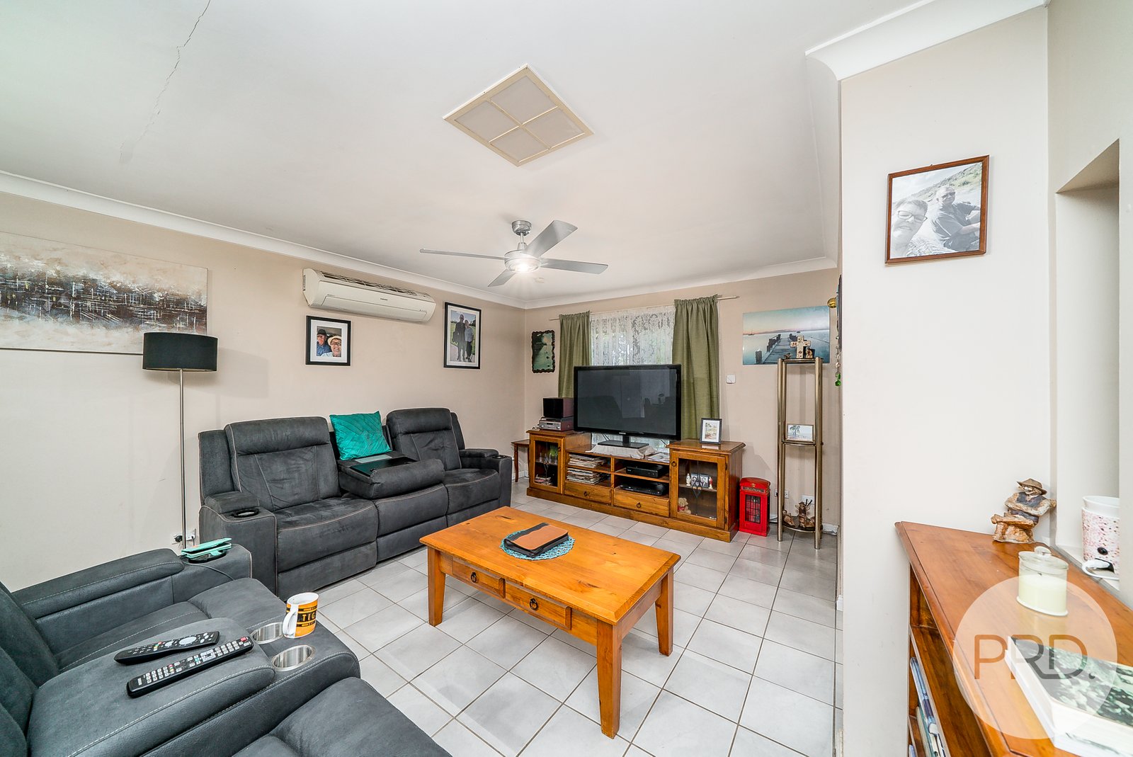 5 Oleander Crescent LAKE ALBERT 3