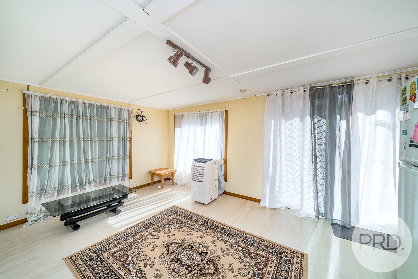 5 Oleander Crescent LAKE ALBERT 13