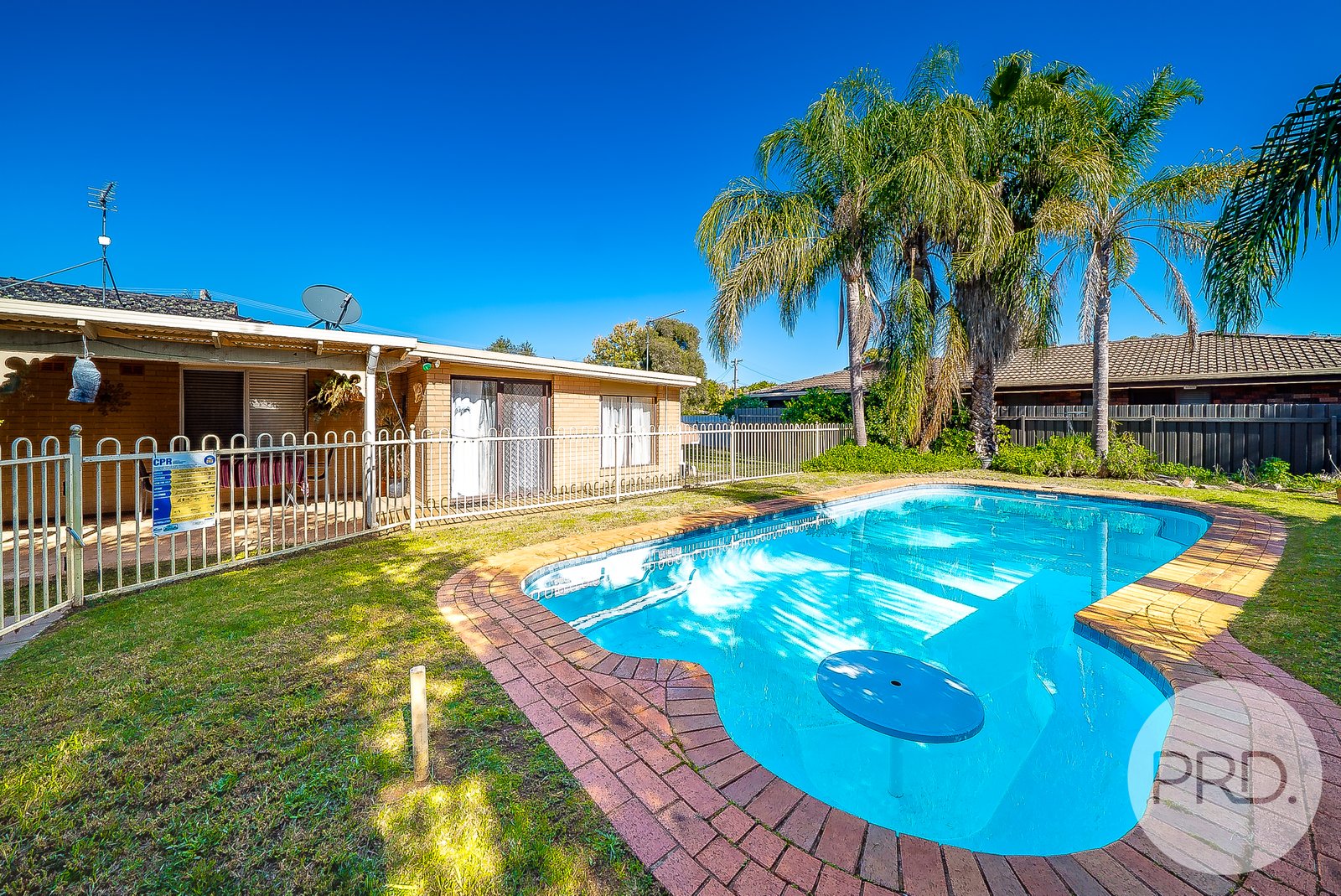 5 Oleander Crescent LAKE ALBERT 15