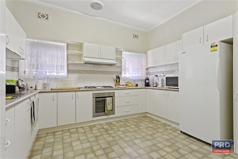 5 Olympic Parade KANGAROO FLAT 3