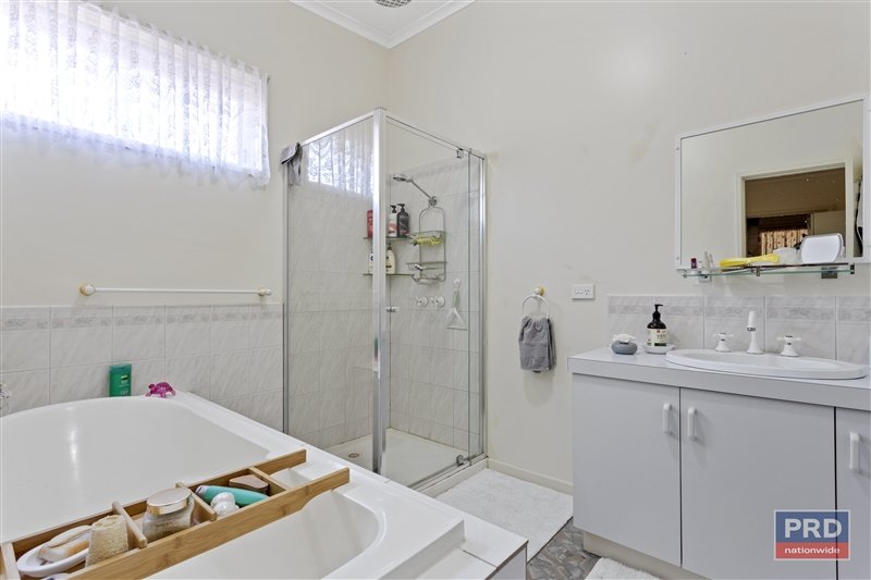 5 Olympic Parade KANGAROO FLAT 6