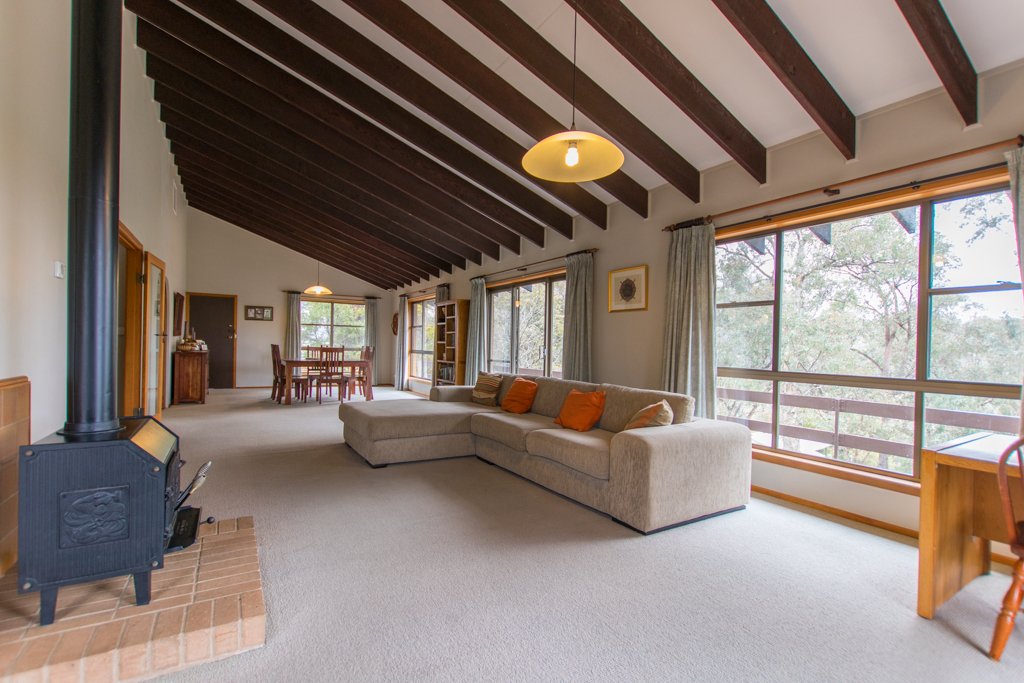 5 Orana Crescent TUMUT 7