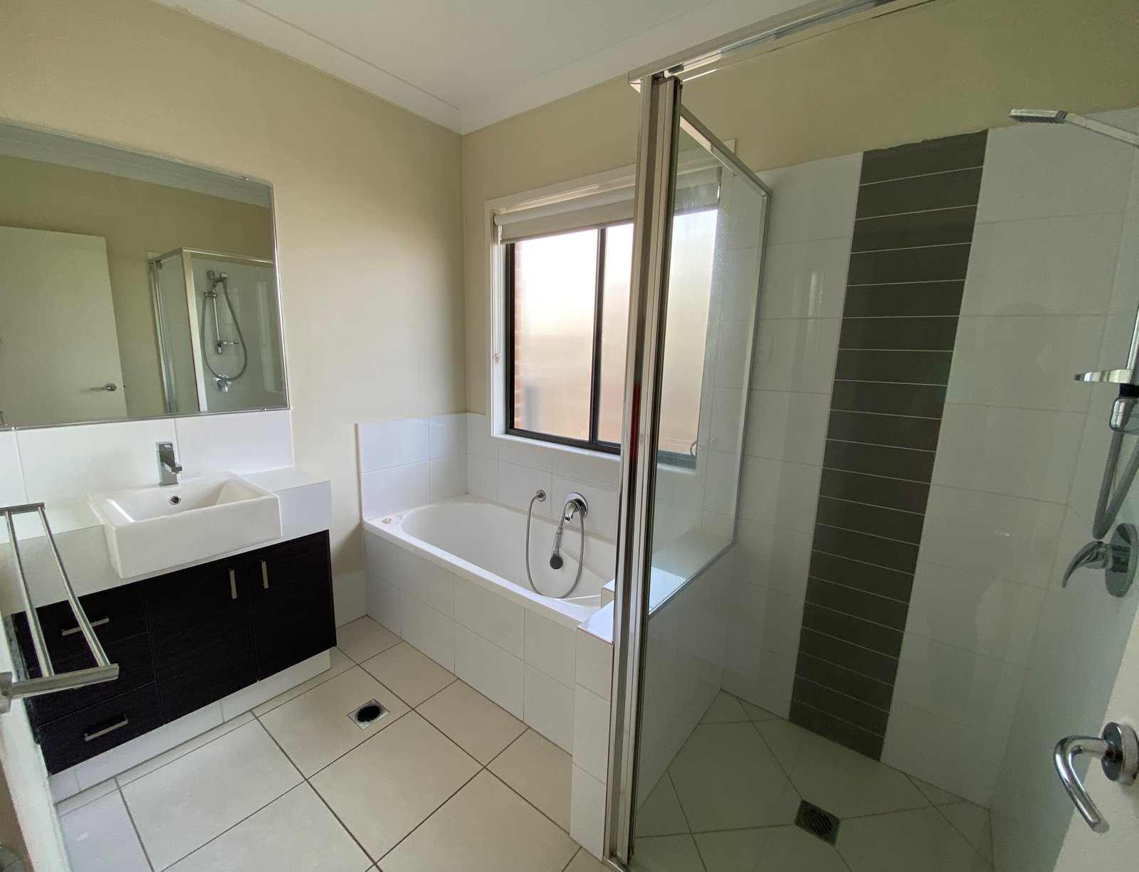 5 Orchard Drive KIRKWOOD 6