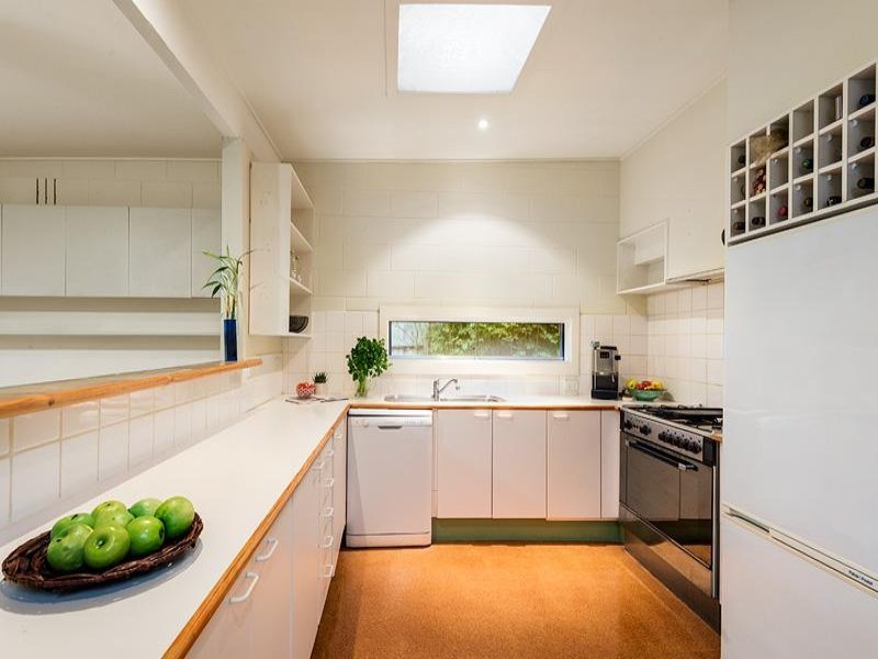 Real Estate and Property in 5 Orrong Road, Elsternwick, VIC