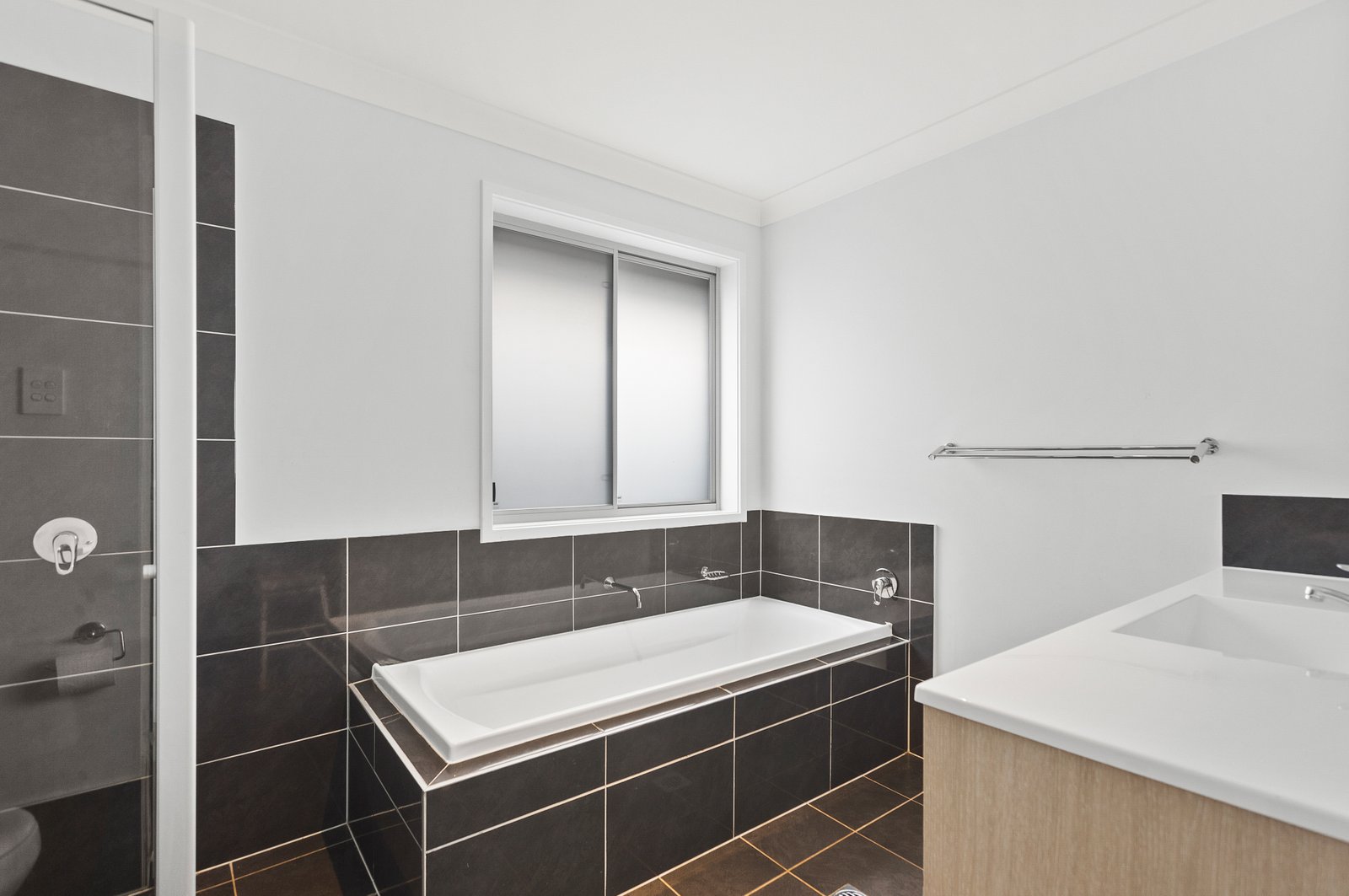 5 Osage Street HORSLEY 5