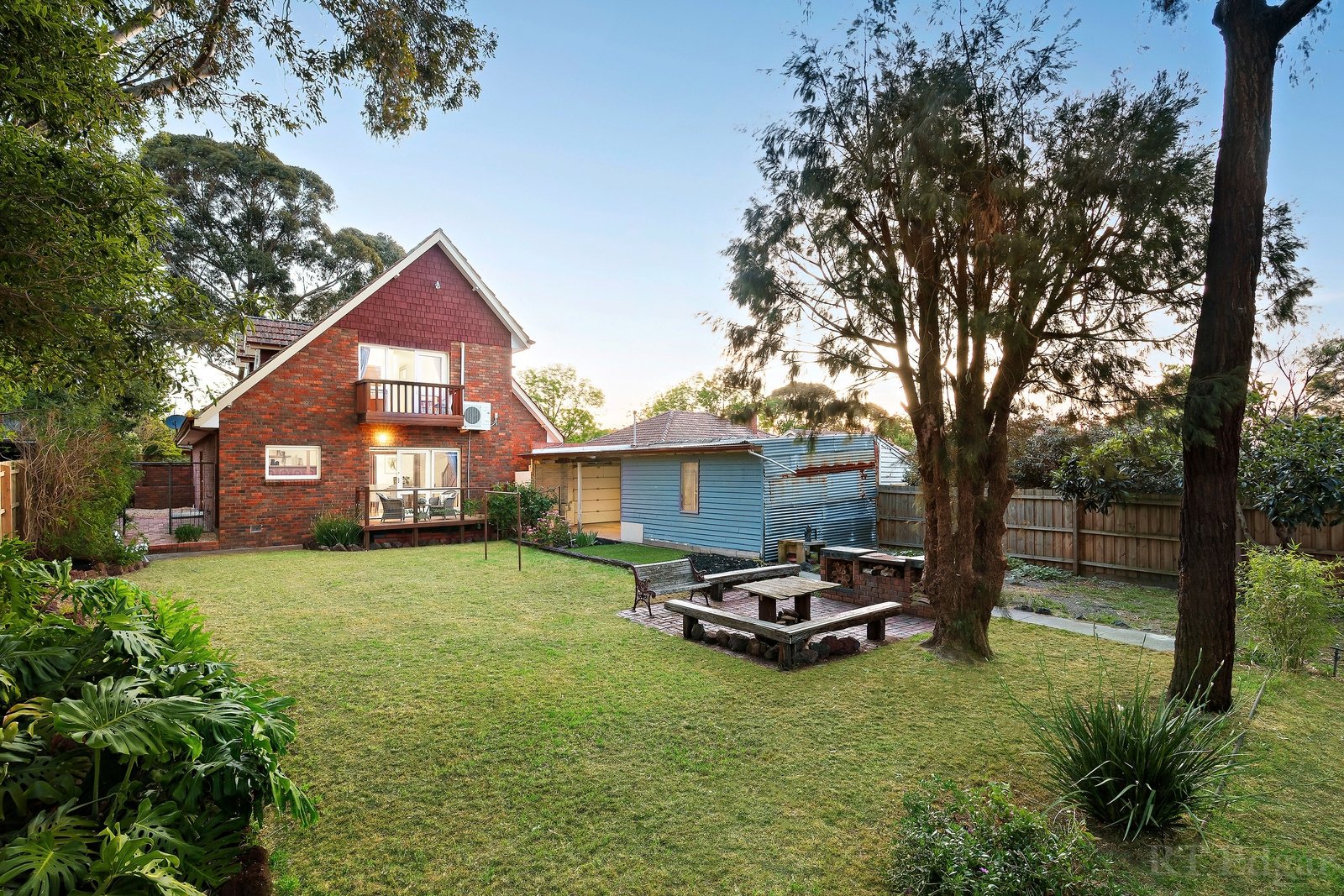 Real Estate and Property in 5 Oxford Street, Camberwell, VIC