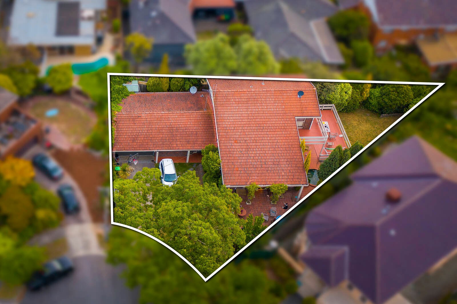 Real Estate and Property in 5 Para Court, Doncaster, VIC