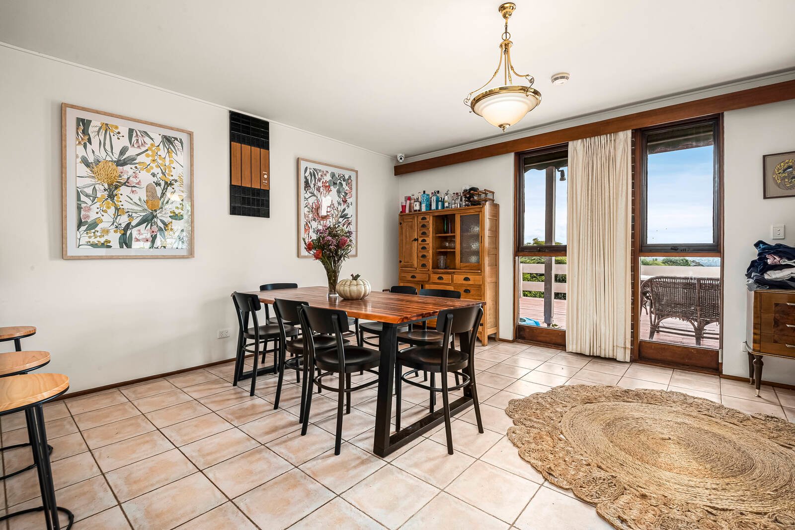 Real Estate and Property in 5 Para Court, Doncaster, VIC