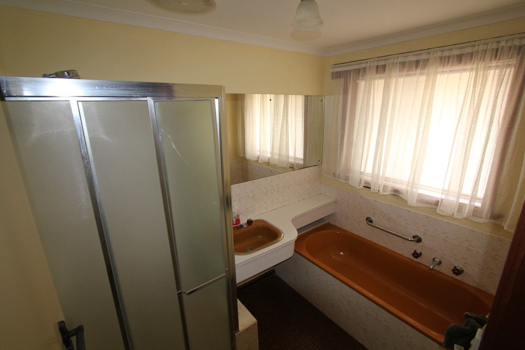 5 Paragon Court WENDOUREE 10