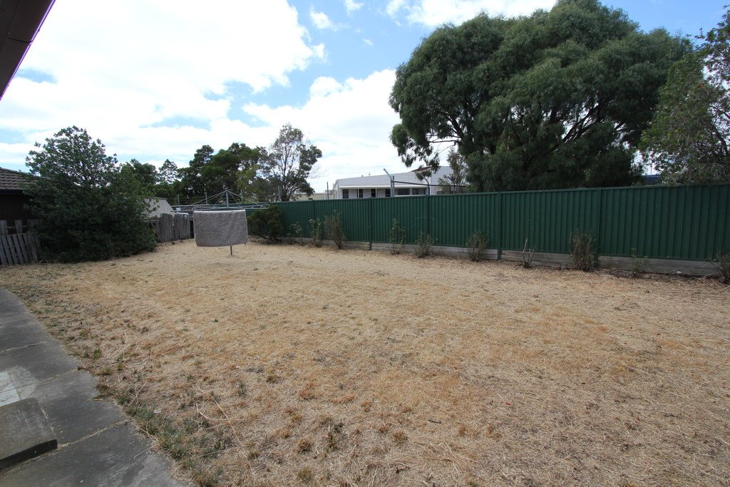 5 Paragon Court WENDOUREE 14