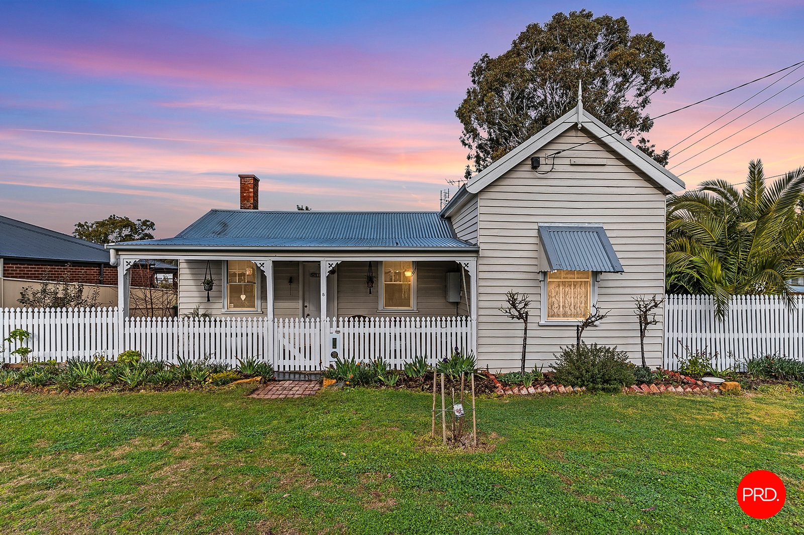 5 Parsonage Grove EAGLEHAWK 1