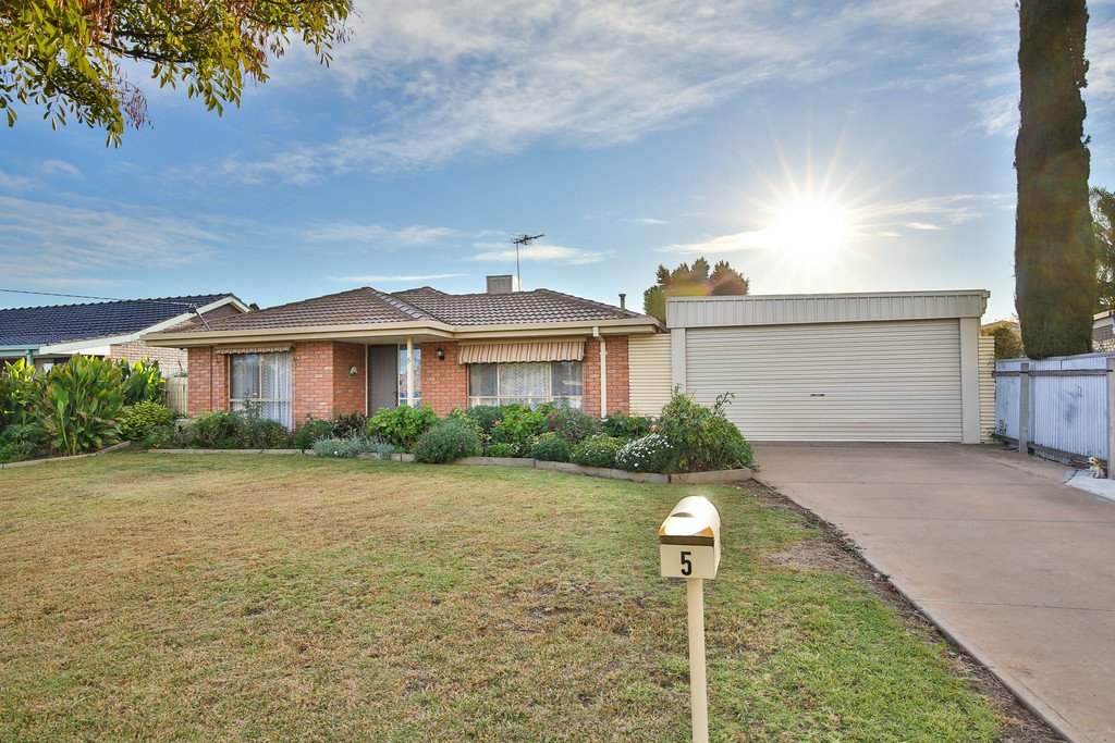 5 Pearse Court MILDURA 1