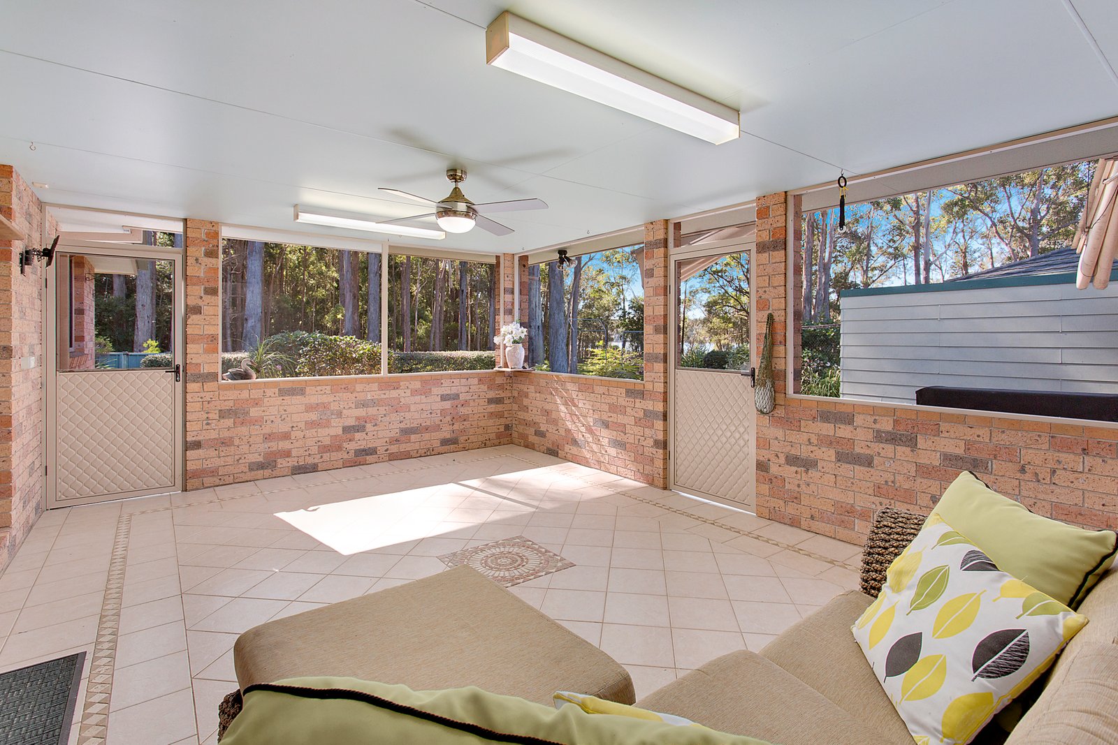 5 Pelican Court WEST HAVEN 14