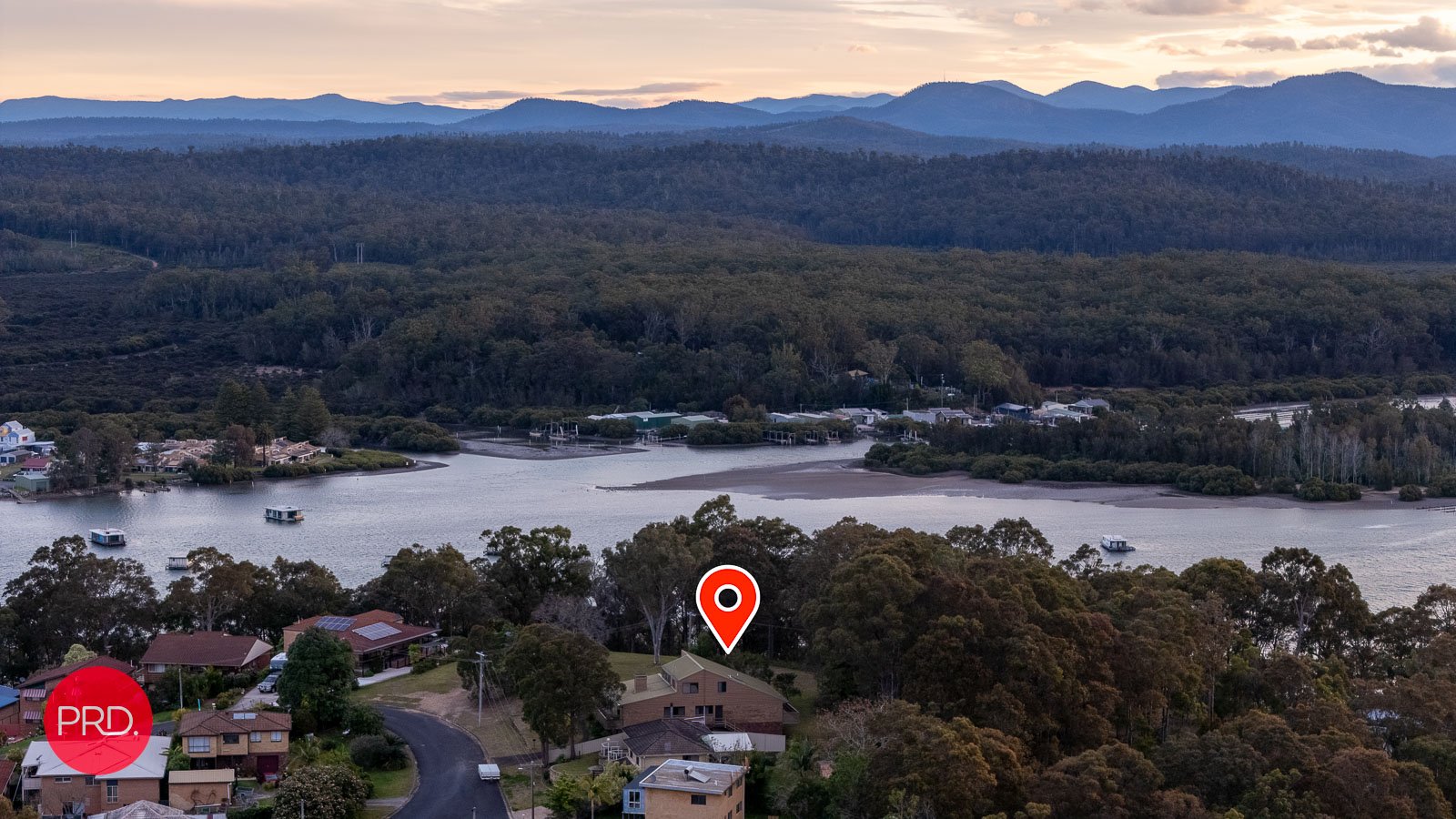 5 Penthouse Place NORTH BATEMANS BAY 2