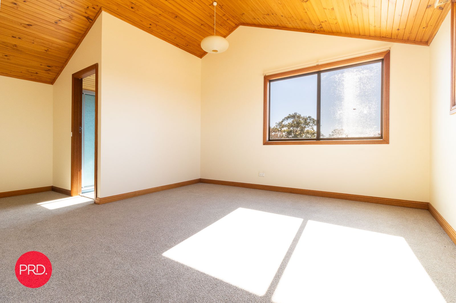 5 Penthouse Place NORTH BATEMANS BAY 23