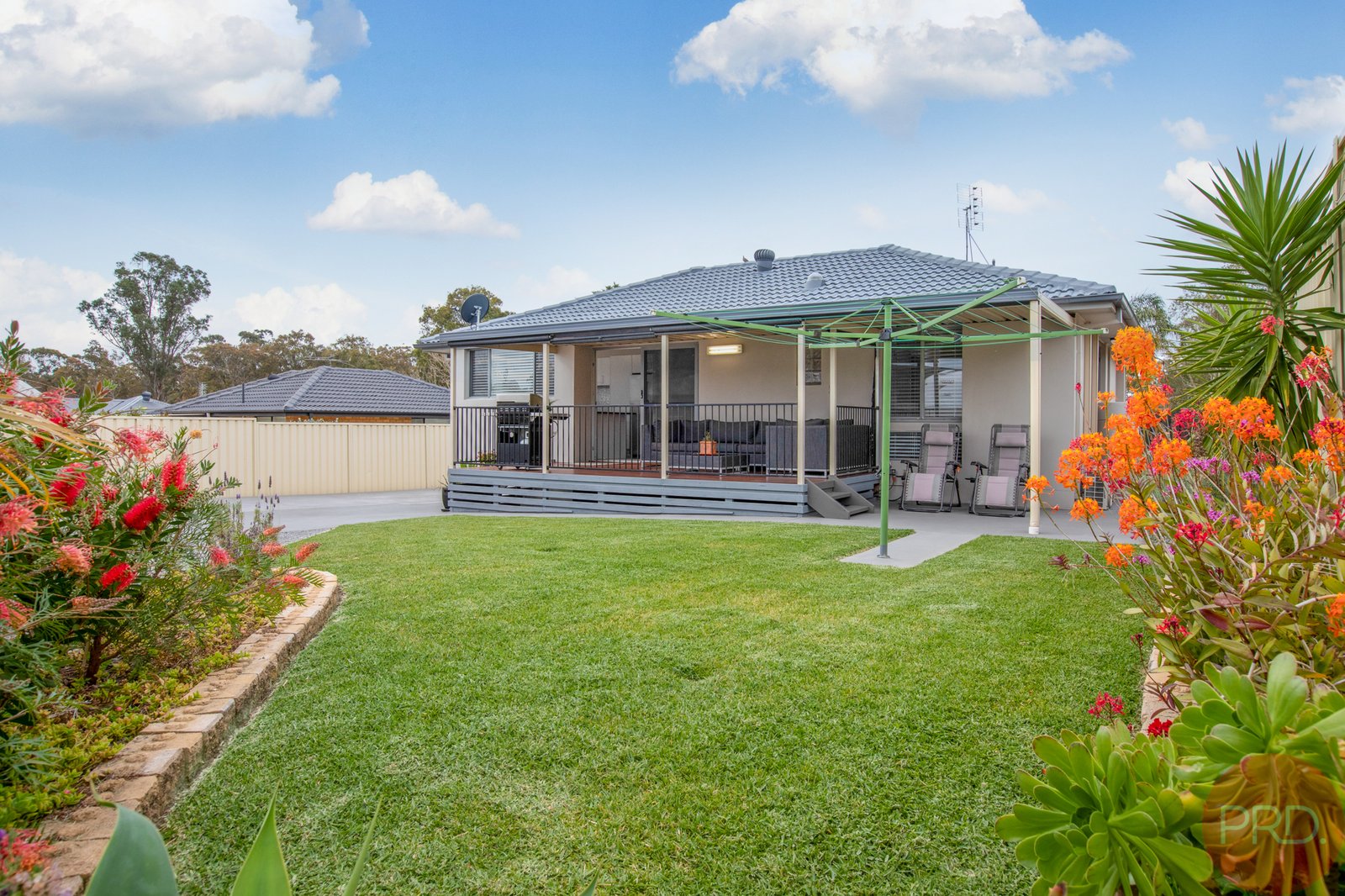 5 Pepler Place THORNTON 4