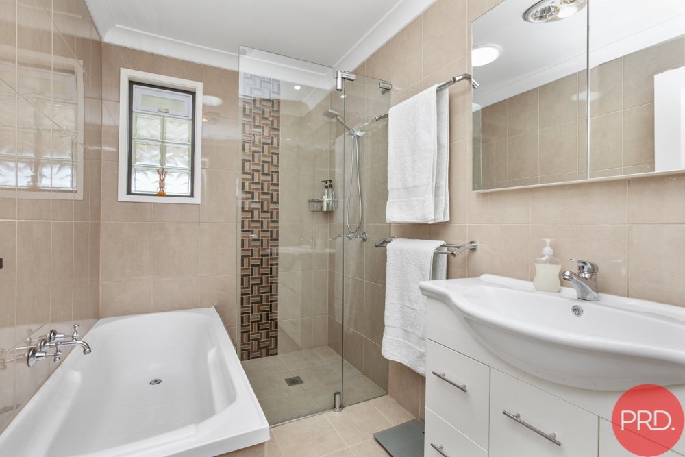 5 Pepler Place THORNTON 14