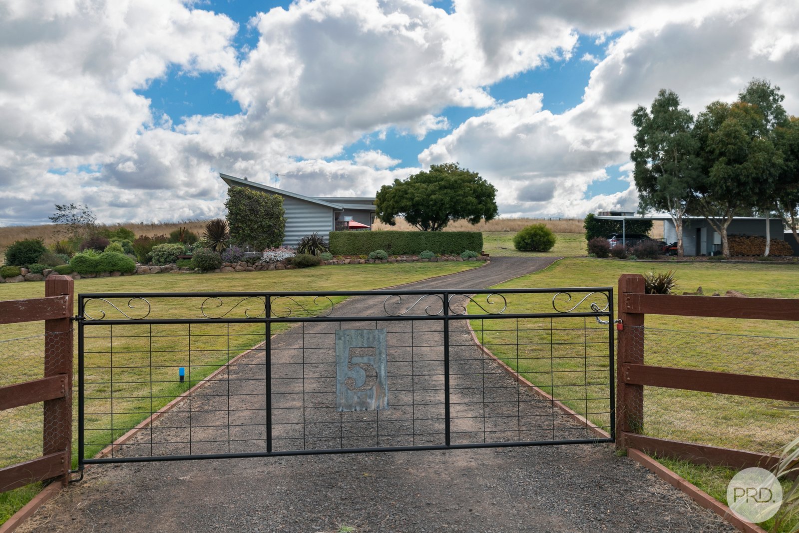 5 Pett Street SKIPTON 16