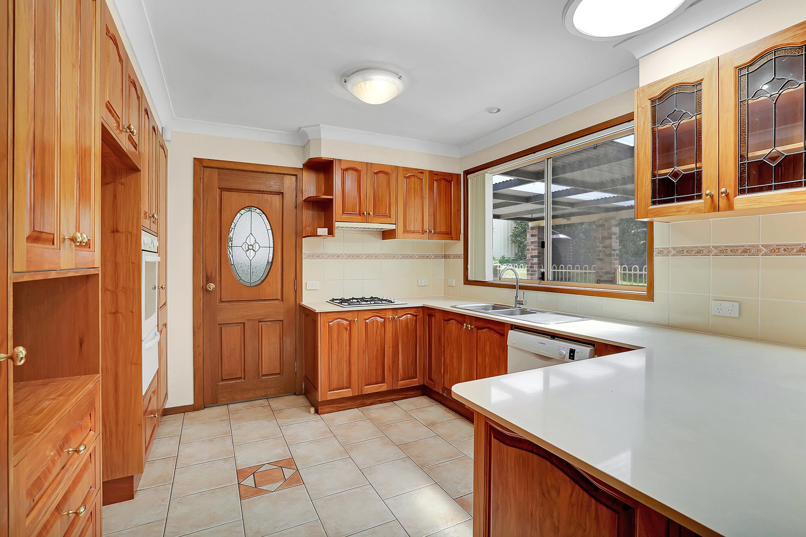 5 Pharlap Avenue KEMBLA GRANGE 2