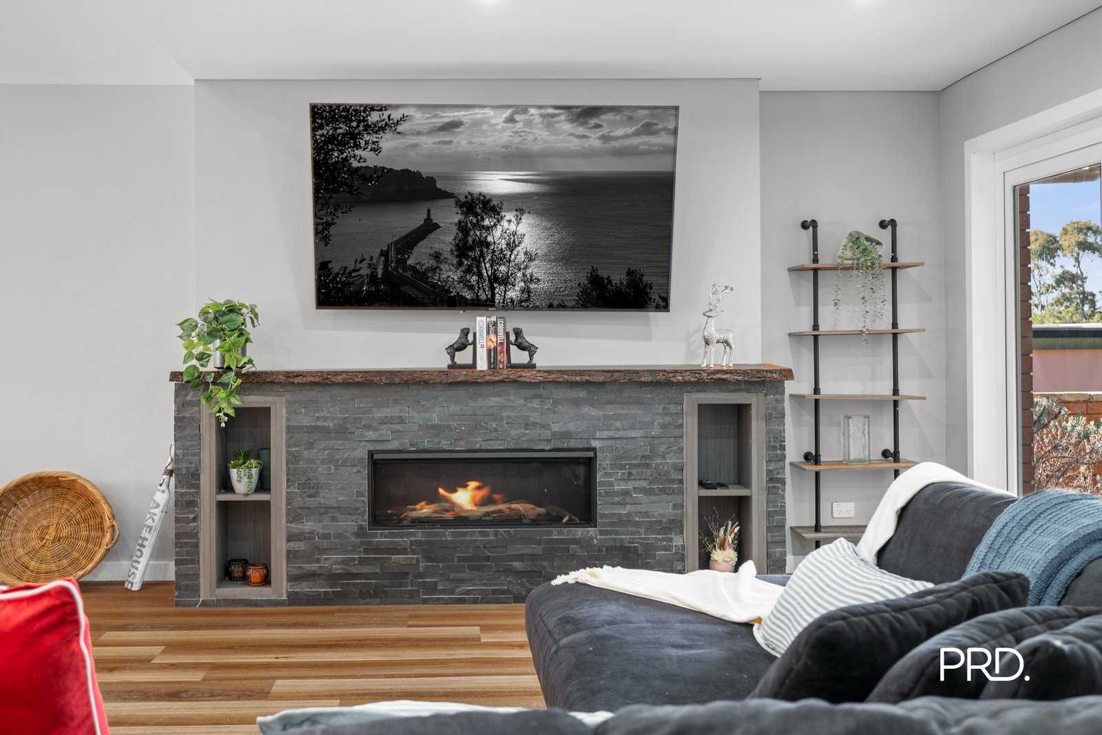 5 Pine Avenue BRADBURY 10