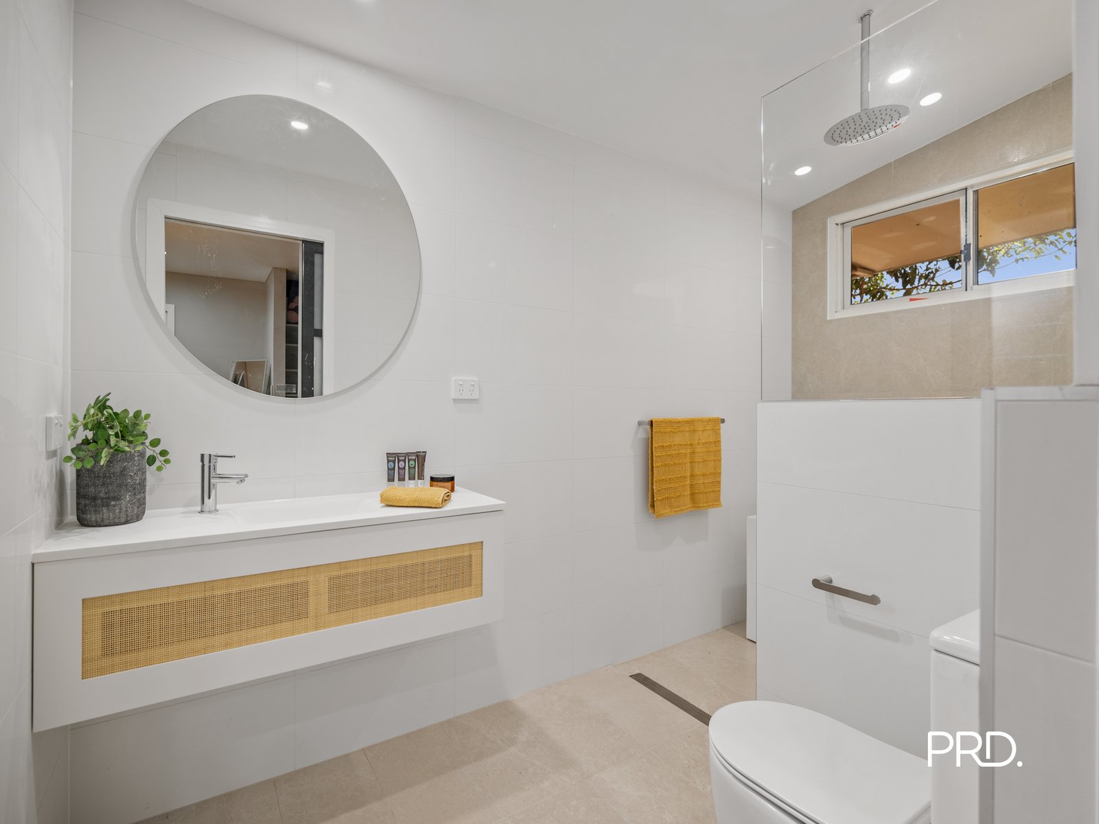 5 Pine Avenue BRADBURY 13