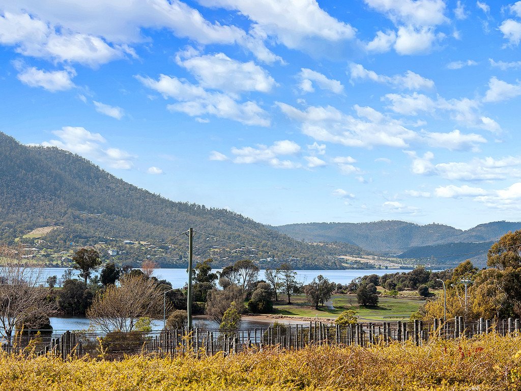 5 Pinot Court BERRIEDALE 22