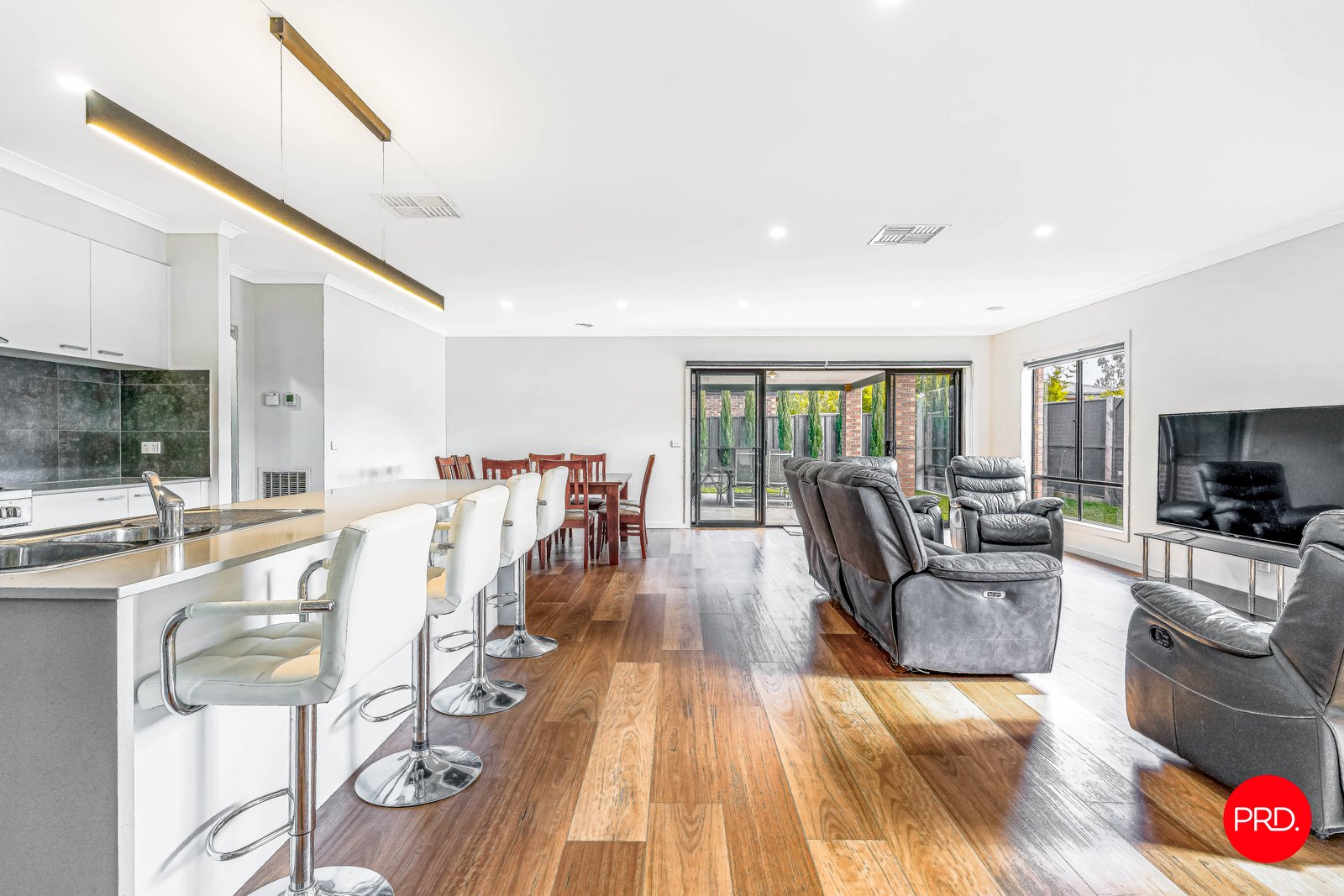 5 Pitt Place STRATHFIELDSAYE 6