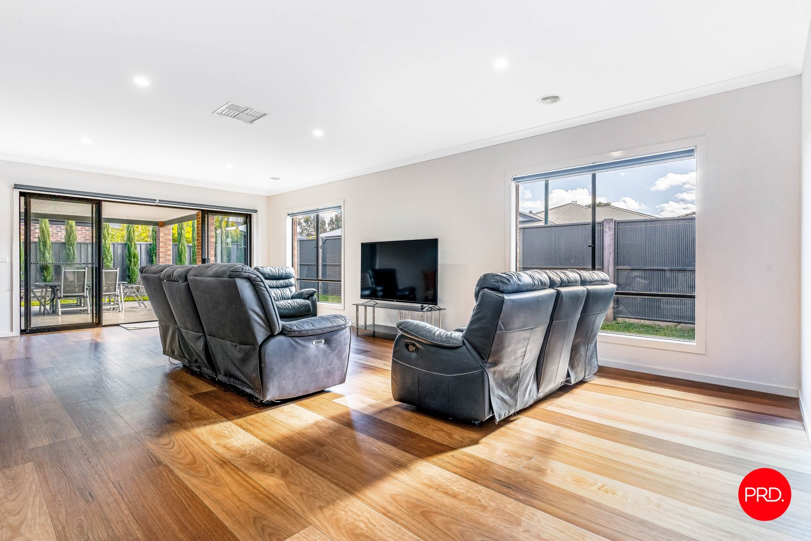 5 Pitt Place STRATHFIELDSAYE 9