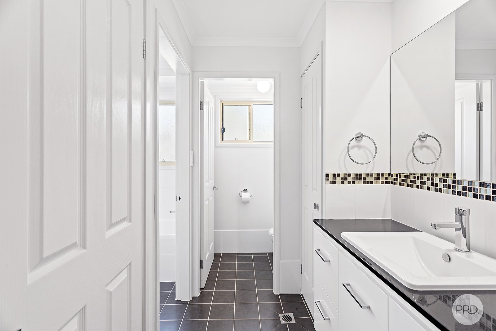 5 Plimsoll Close SALAMANDER BAY 15