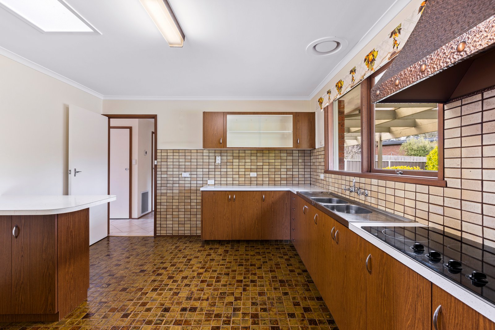 Gallery: 5 Poets Court