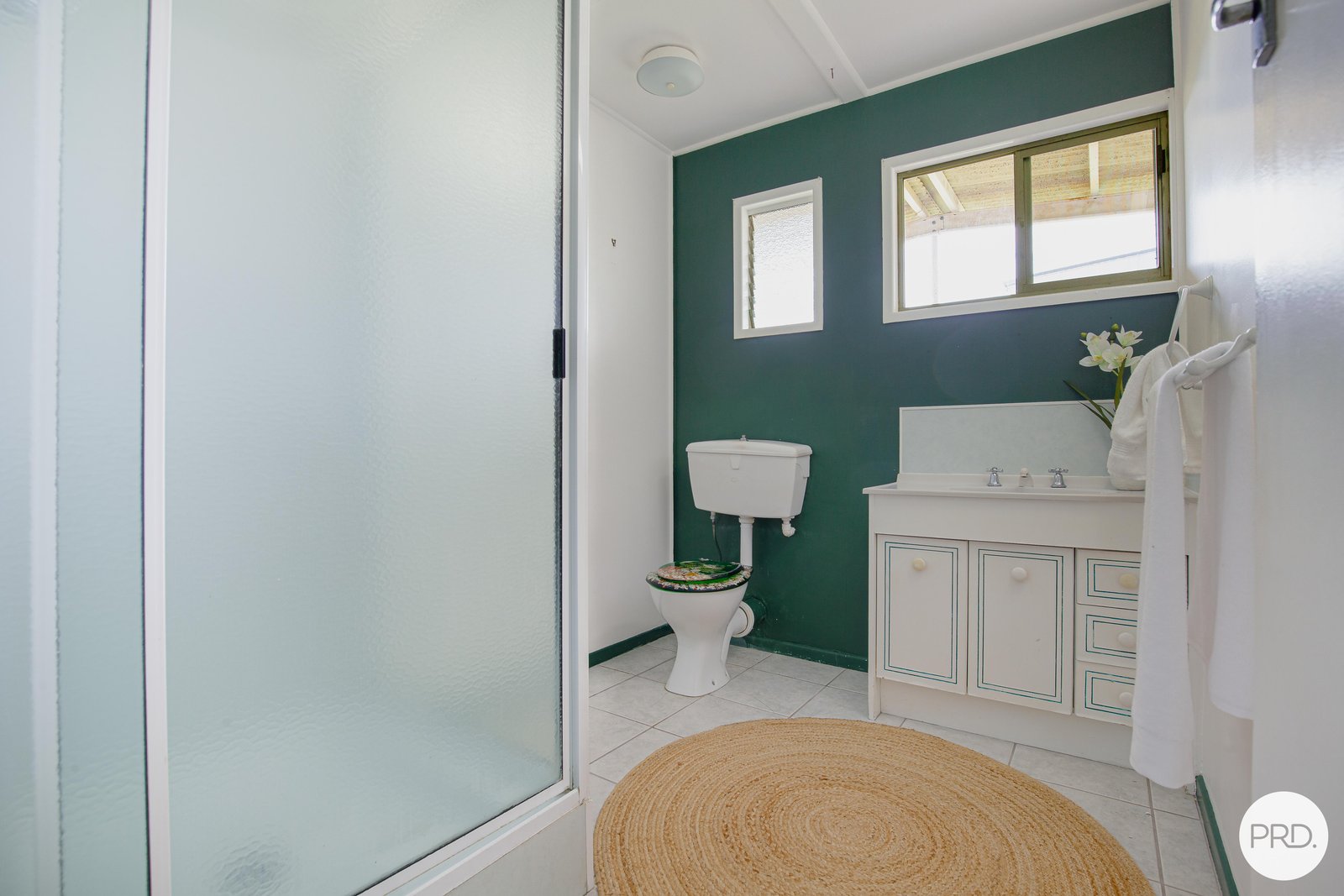 5 Poole Street EIMEO 12