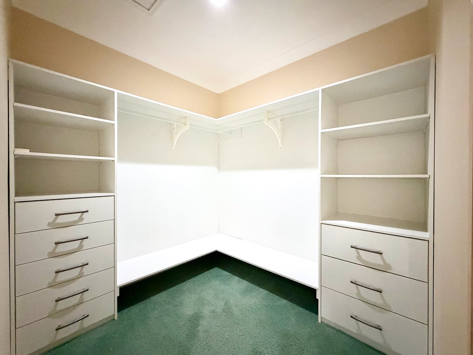 5 Portside Crescent CORLETTE 13