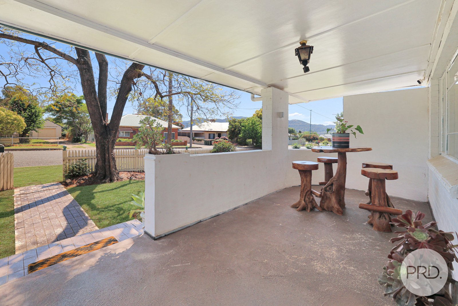 5 Preston Avenue TAMWORTH 3