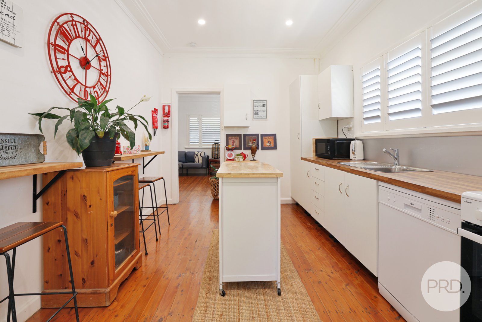 5 Preston Avenue TAMWORTH 12