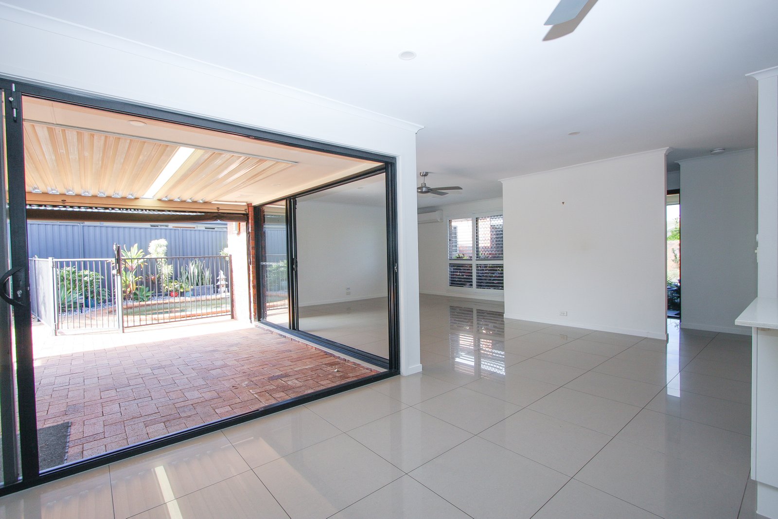 5 Primrose Court HOLLYWELL 8