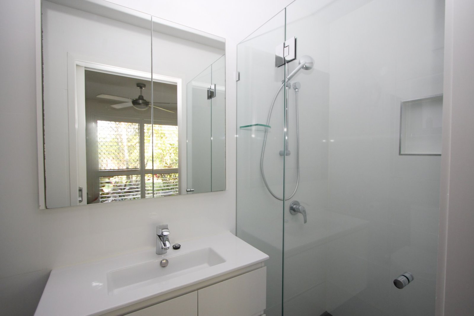 5 Primrose Court HOLLYWELL 12