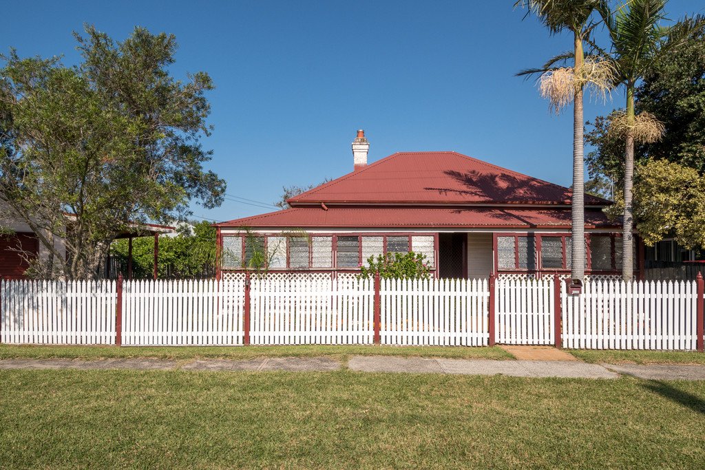 5 Prince Edward Drive DAPTO 1