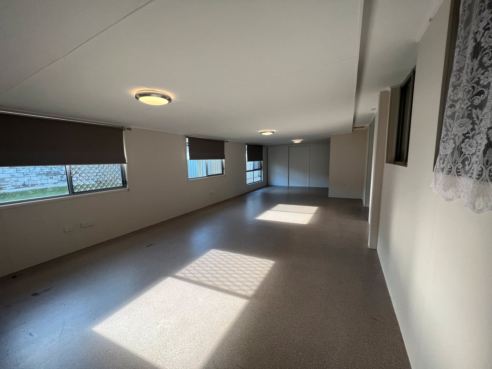 5 Pryde St  TANNUM SANDS 12