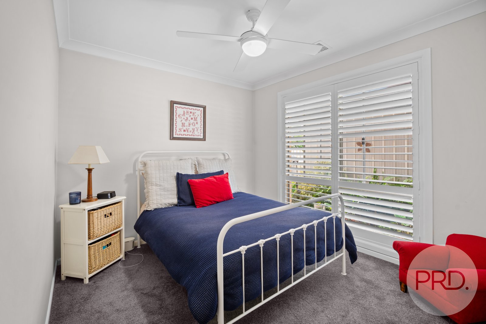 5 Raeburn Crescent LAKE ALBERT 19