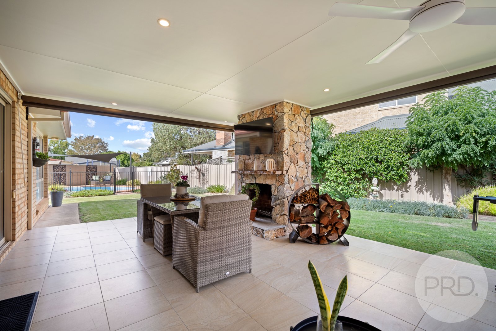 5 Raeburn Crescent LAKE ALBERT 22