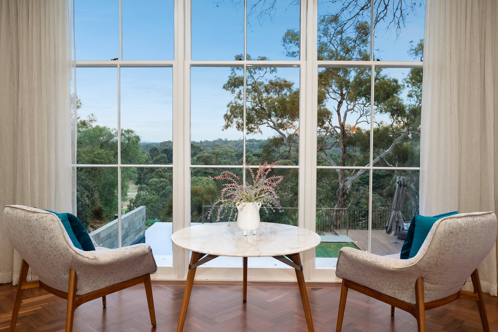 Real Estate and Property in 5 Raheen Drive, Kew, VIC